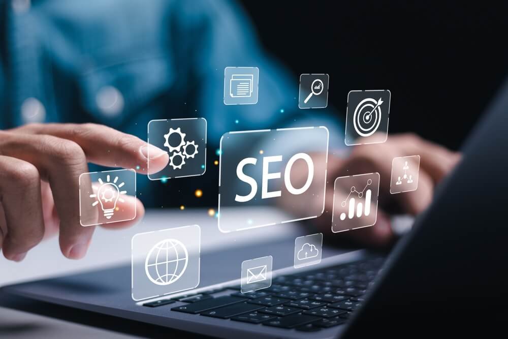 تحسين محركات البحث (SEO) في 2025: الدليل الكامل لتصدر نتائج البحث في السعودية والخليج